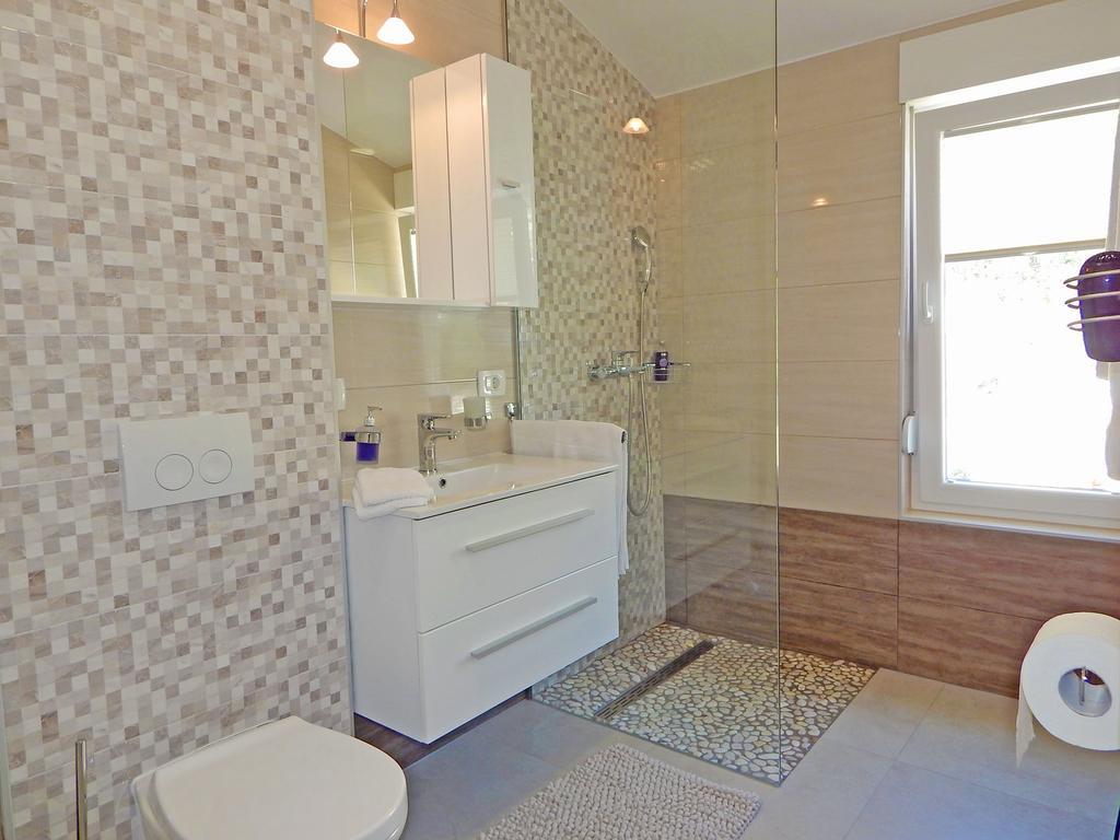 Lavander Apartments Omis Дуче Экстерьер фото